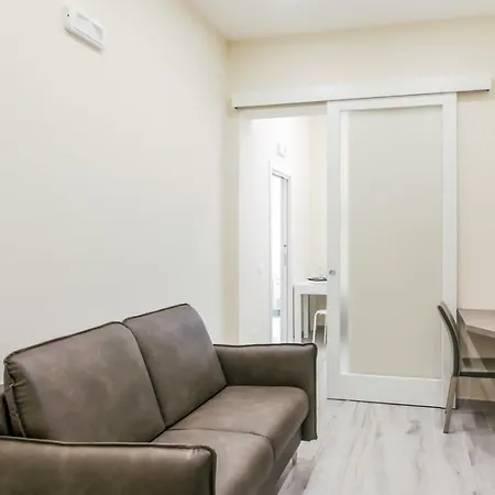 Railway Station Apartment *